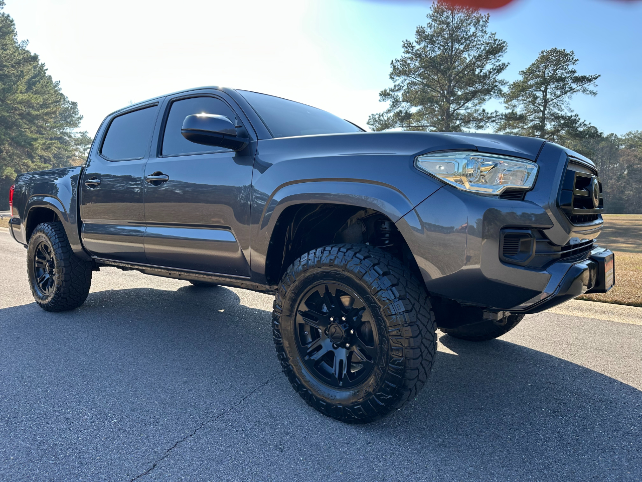 Toyota Tacoma 2WD SR5 Double Cab 5' Bed I4 AT (Natl) 2020