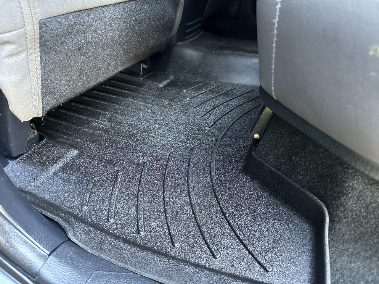 Toyota Tacoma 2WD SR5 Double Cab 5' Bed I4 AT (Natl) 2020