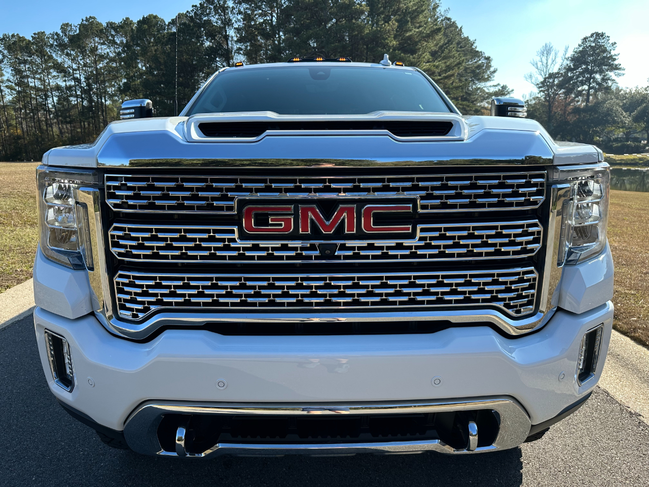 GMC Sierra 2500HD 4WD Crew Cab 159" Denali 2023