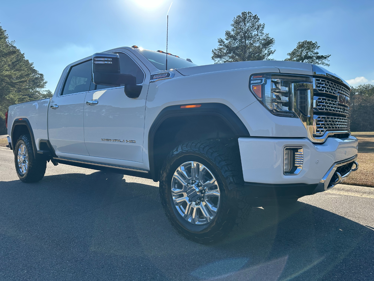 GMC Sierra 2500HD 4WD Crew Cab 159" Denali 2023