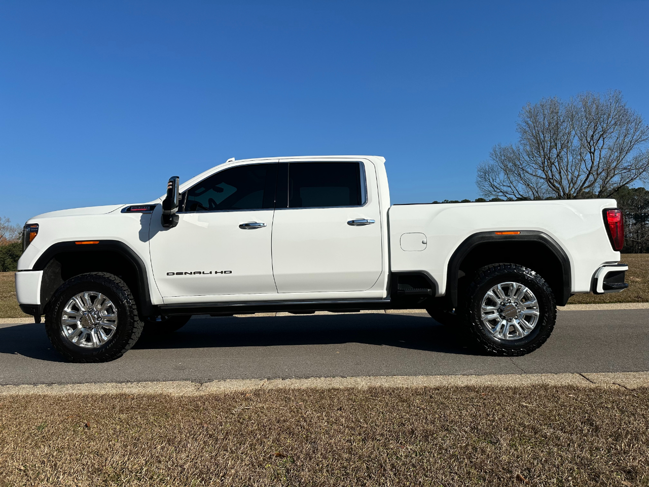 GMC Sierra 2500HD 4WD Crew Cab 159" Denali 2023