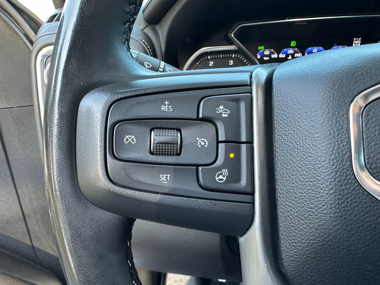 GMC Sierra 2500HD 4WD Crew Cab 159" Denali 2023