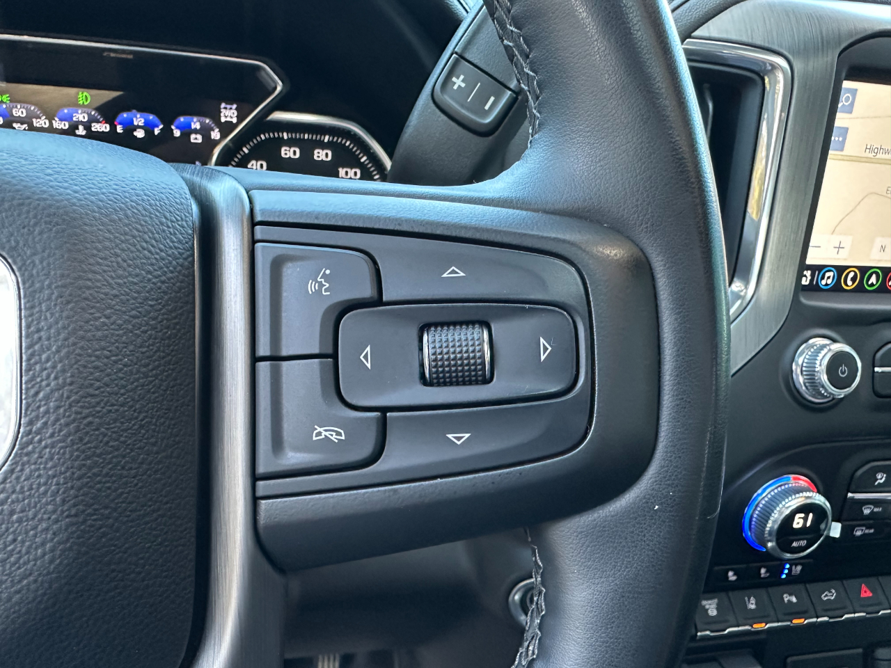 GMC Sierra 2500HD 4WD Crew Cab 159" Denali 2023