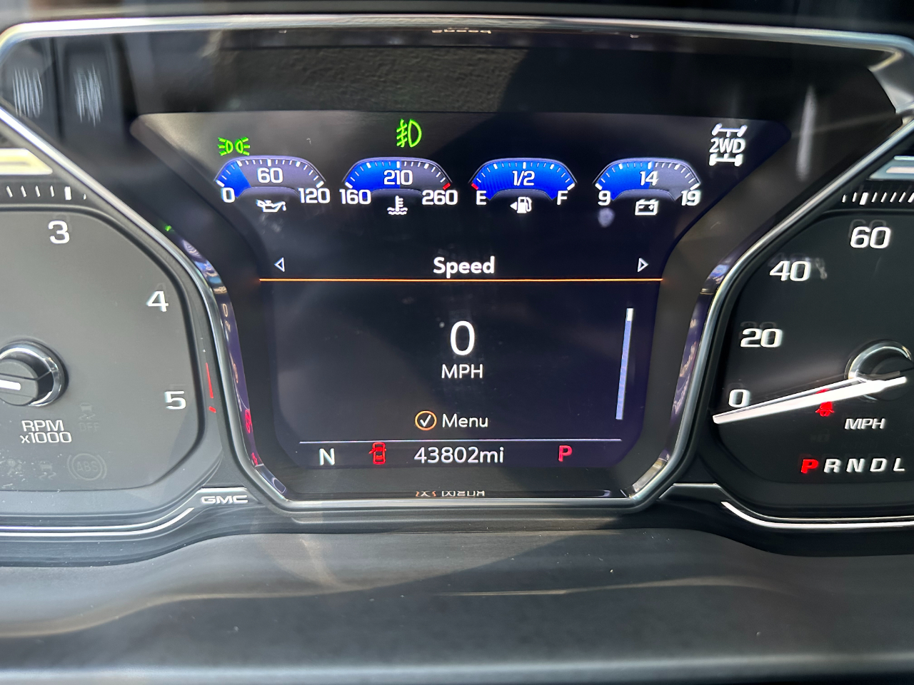 GMC Sierra 2500HD 4WD Crew Cab 159" Denali 2023