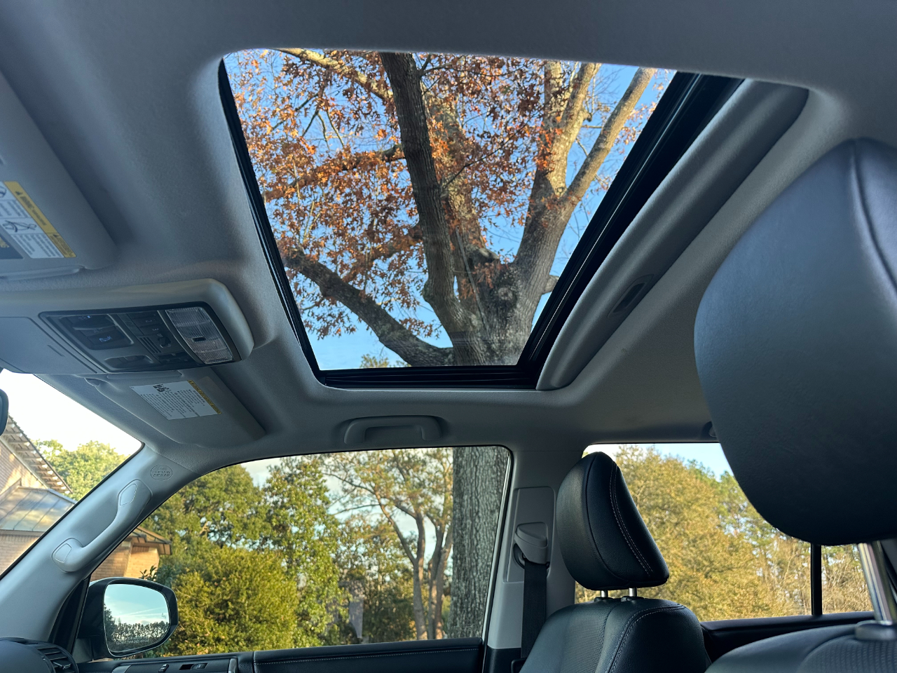 Toyota 4Runner Limited 4WD (Natl) 2023