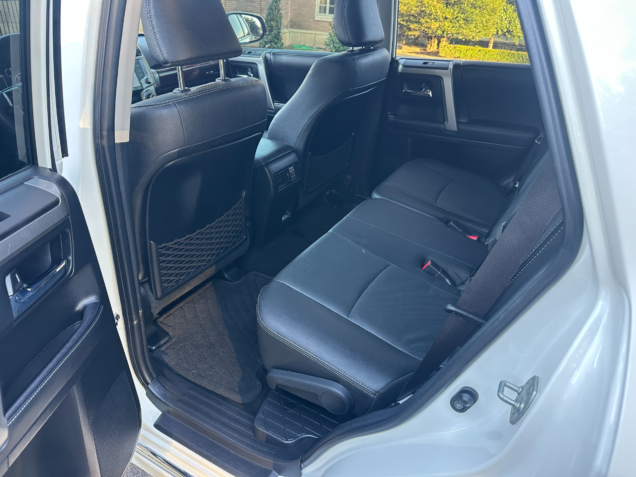 Toyota 4Runner Limited 4WD (Natl) 2023