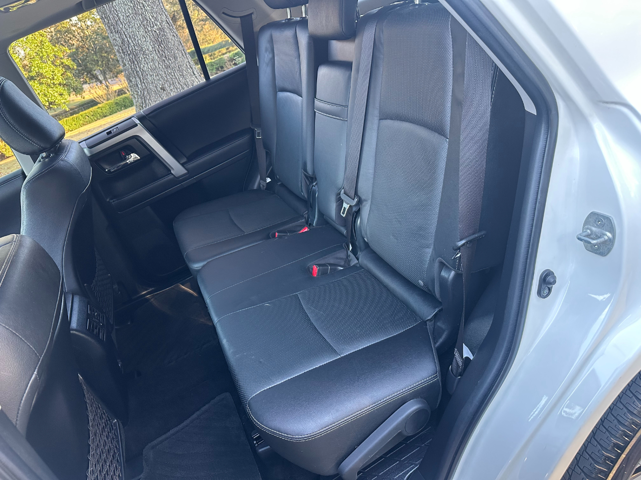 Toyota 4Runner Limited 4WD (Natl) 2023