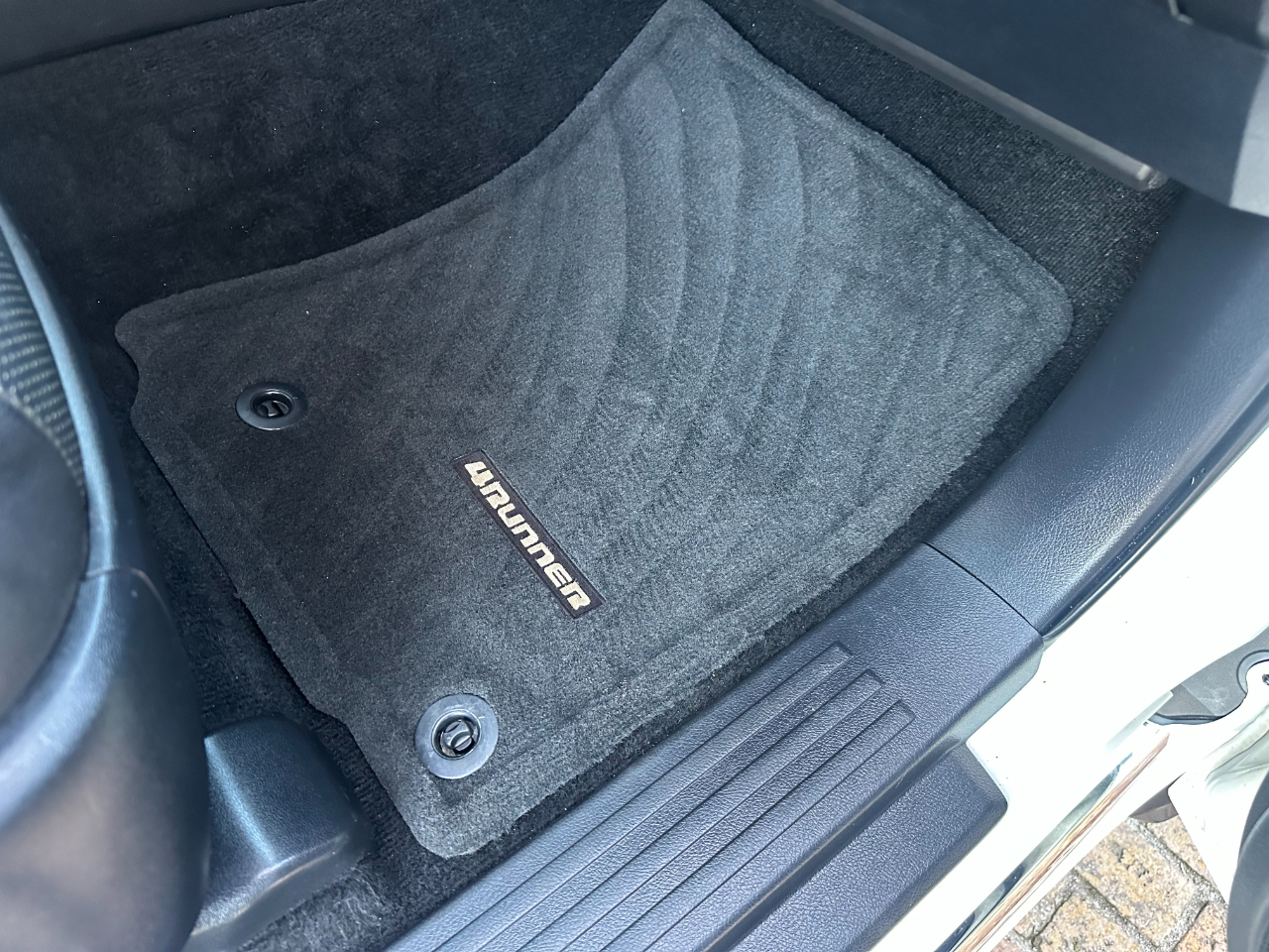 Toyota 4Runner Limited 4WD (Natl) 2023