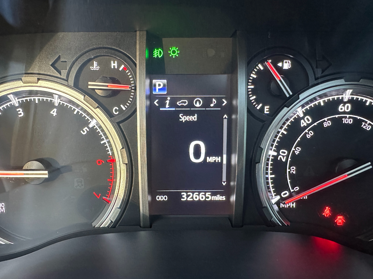 Toyota 4Runner Limited 4WD (Natl) 2023