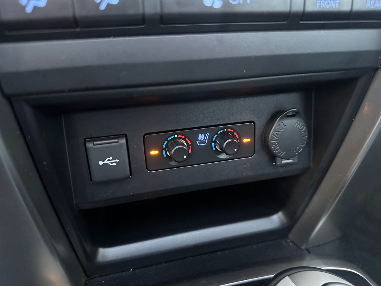 Toyota 4Runner Limited 4WD (Natl) 2023