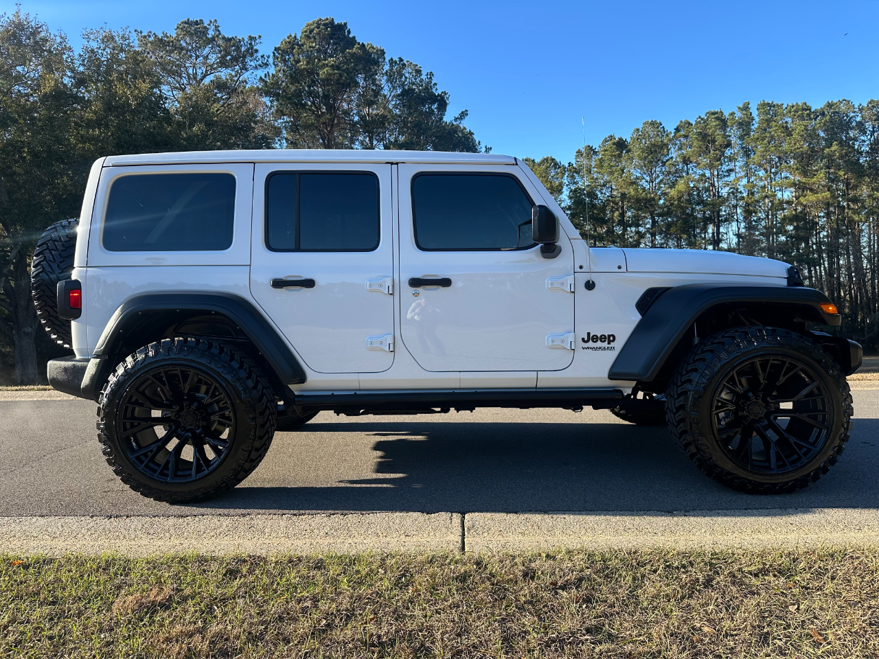 Jeep Wrangler Unlimited Willys 4x4 2021