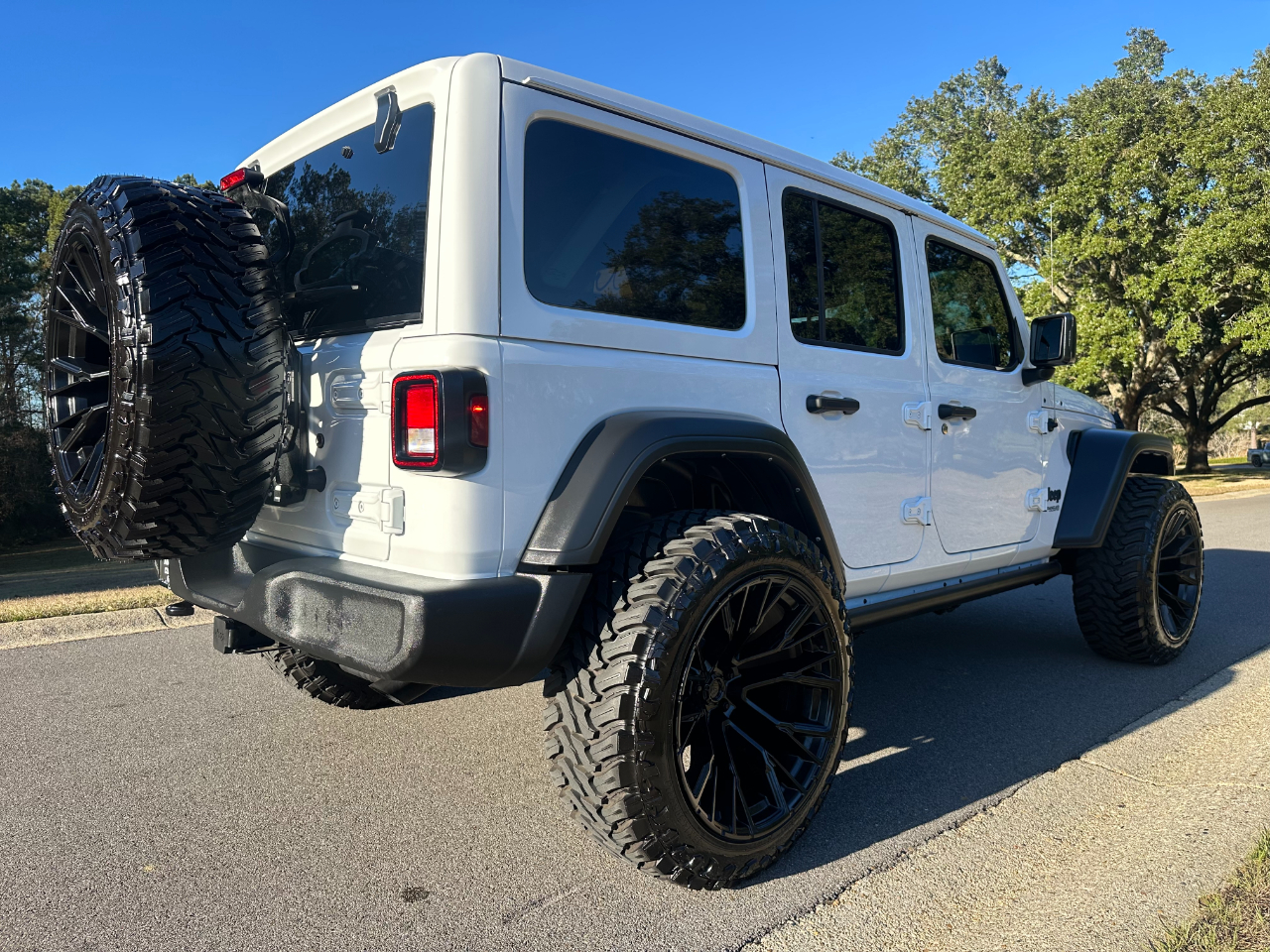Jeep Wrangler Unlimited Willys 4x4 2021