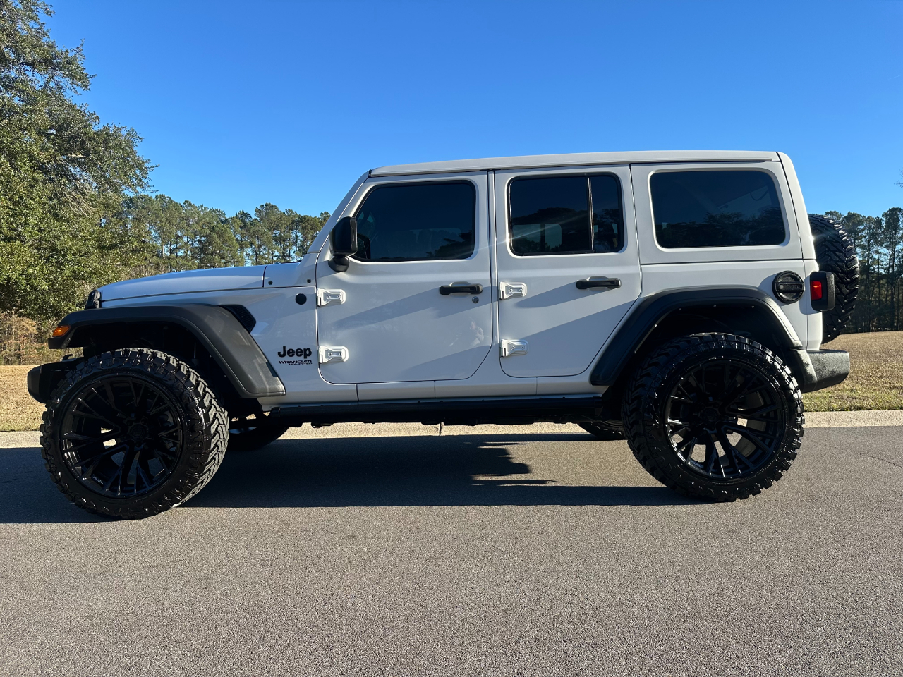 Jeep Wrangler Unlimited Willys 4x4 2021