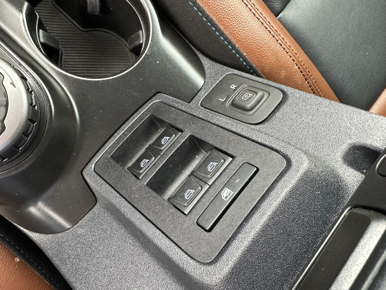 Ford Bronco Outer Banks 4 Door 4x4 2024