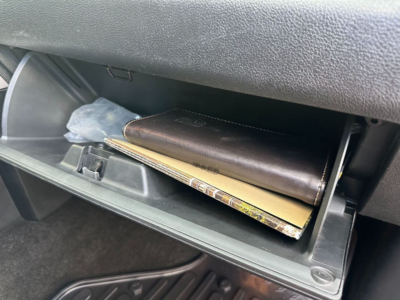 RAM 1500 4WD Crew Cab 140.5" Rebel 2016