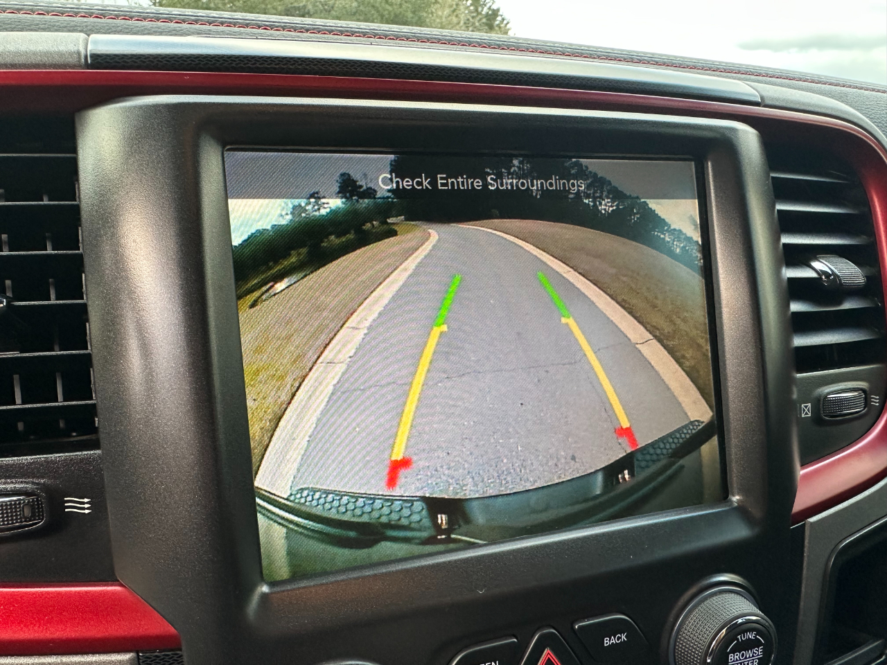 RAM 1500 4WD Crew Cab 140.5" Rebel 2016