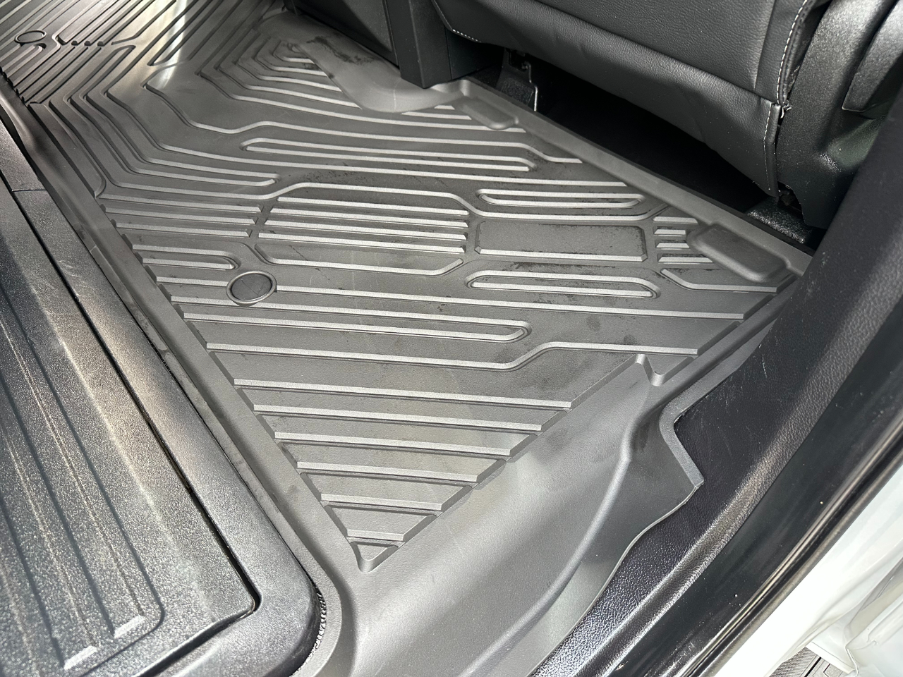 Ford Super Duty F-350 DRW XLT 4WD Crew Cab 179" WB 60" CA 2019