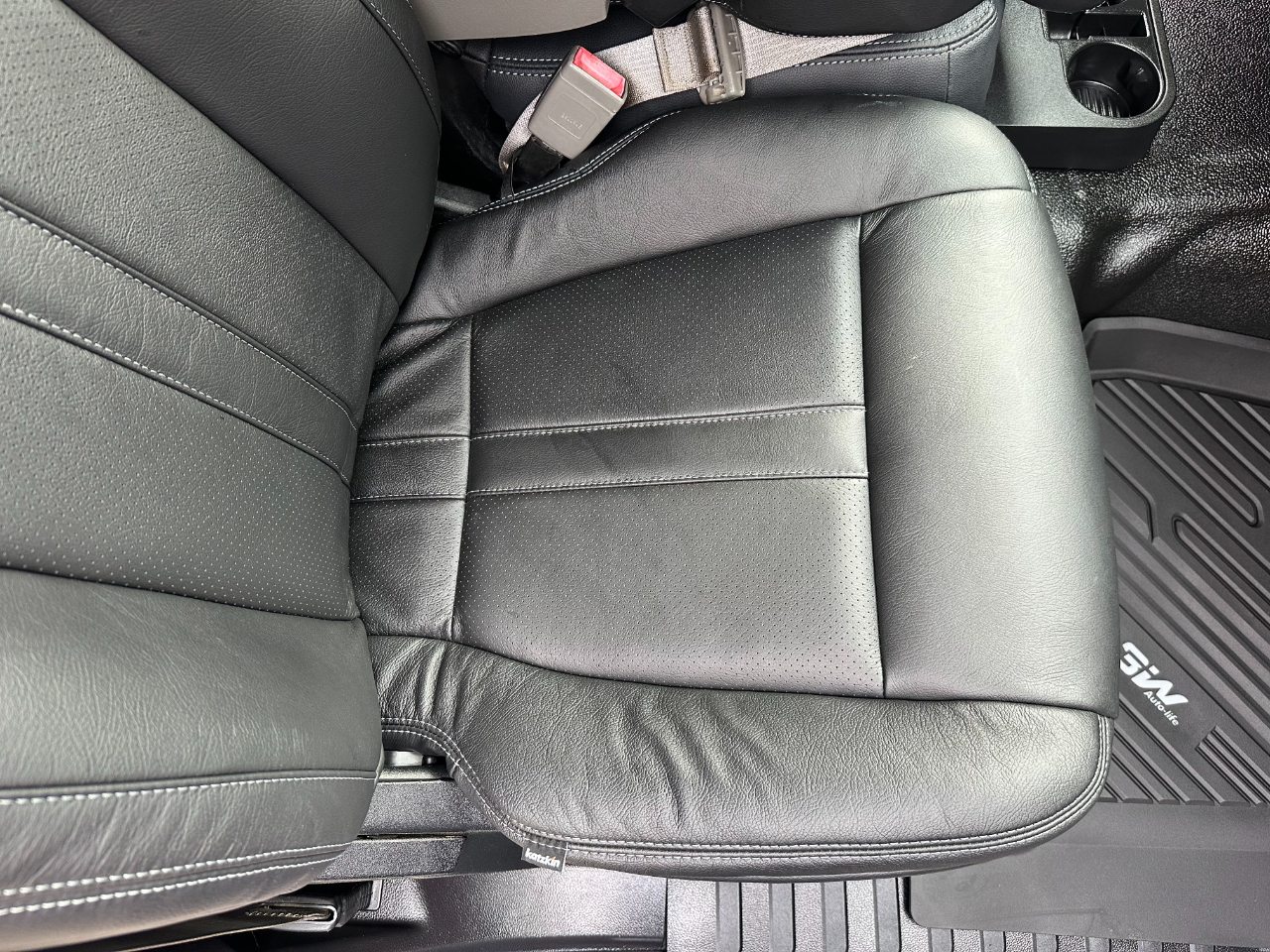 Ford Super Duty F-350 DRW XLT 4WD Crew Cab 179" WB 60" CA 2019