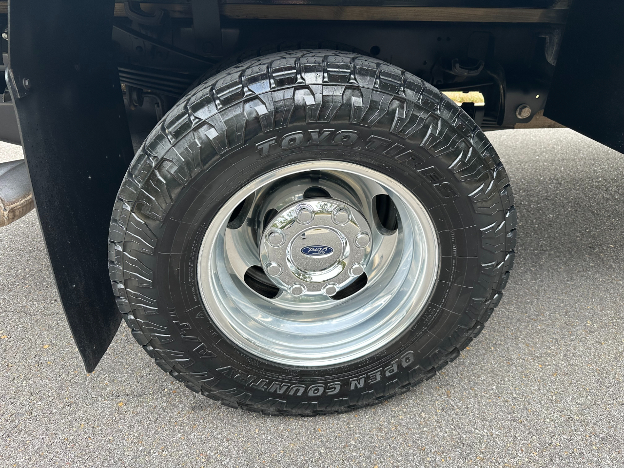 Ford Super Duty F-350 DRW XLT 4WD Crew Cab 179" WB 60" CA 2019