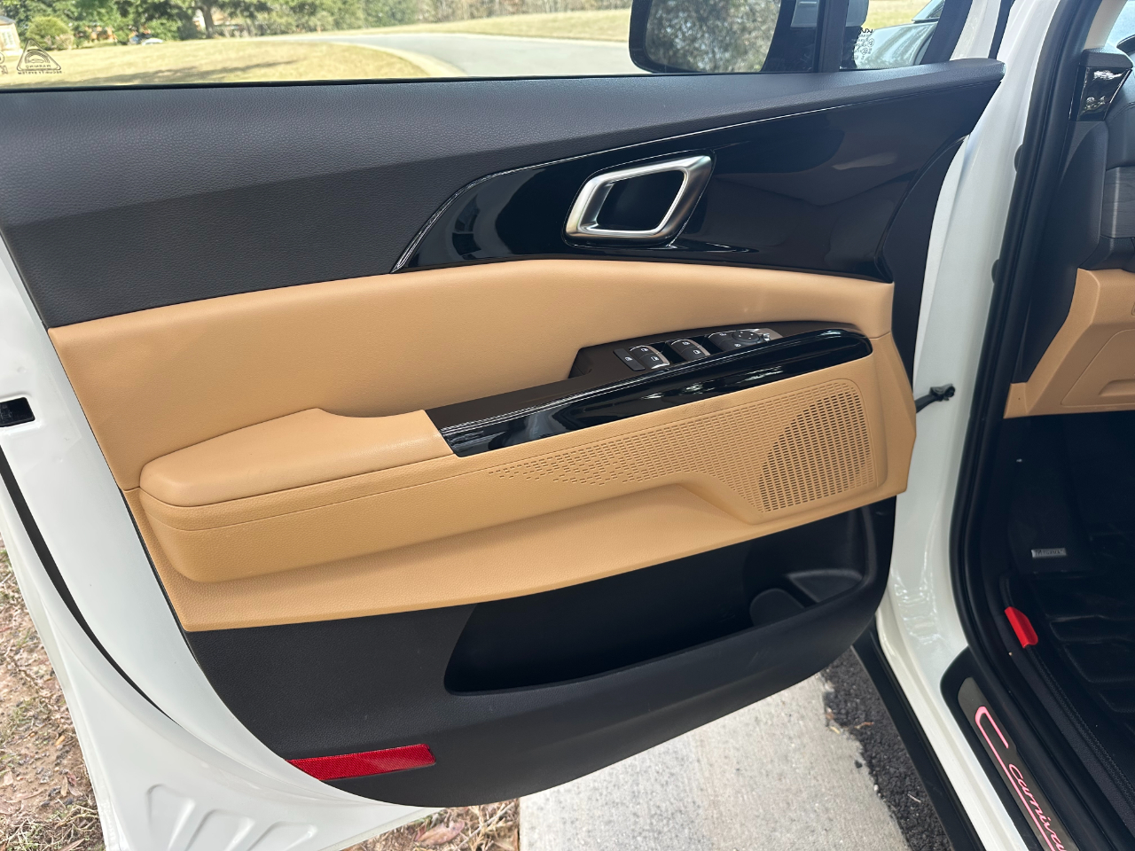 Kia Carnival EX FWD 2024