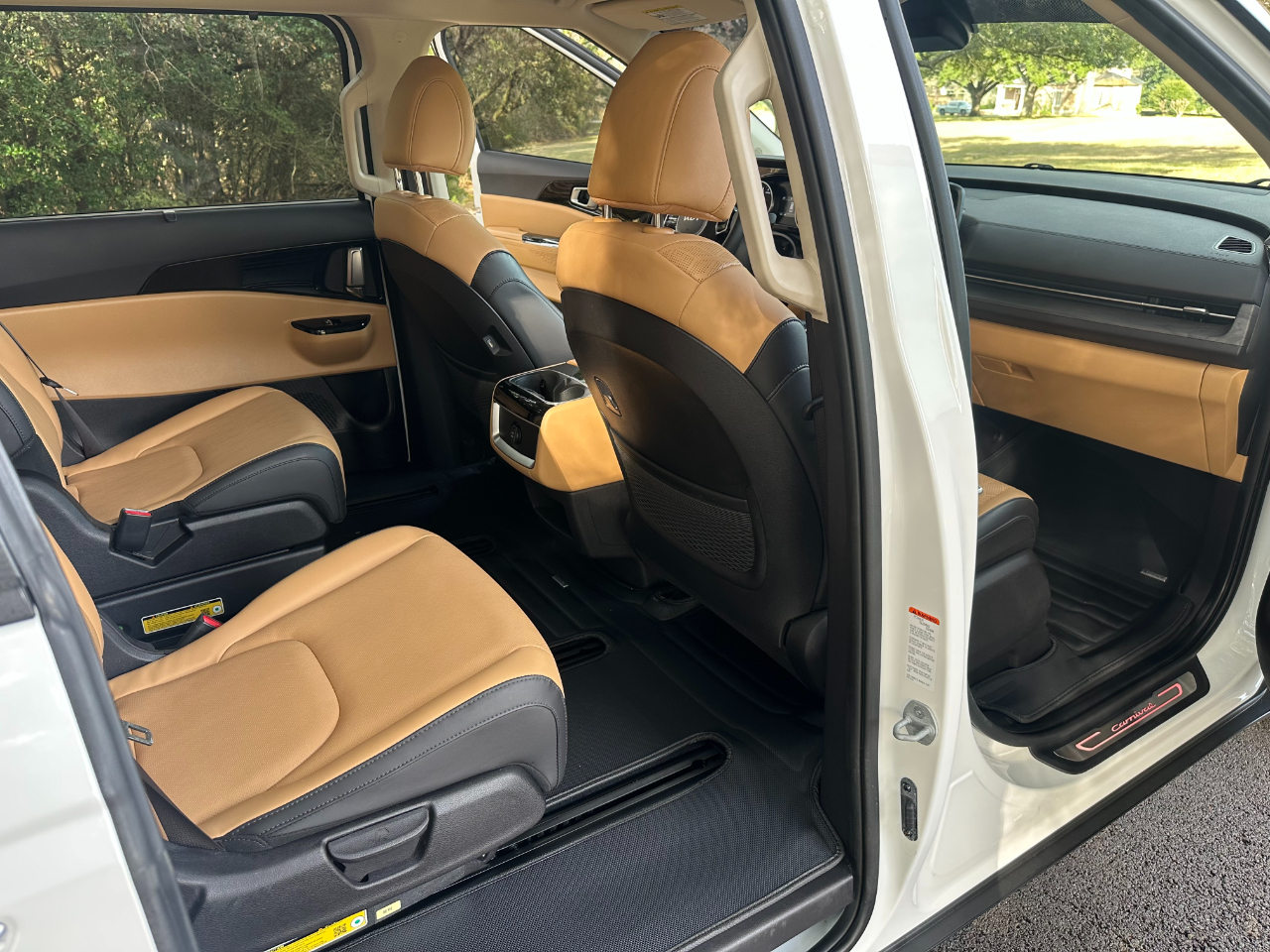 Kia Carnival EX FWD 2024