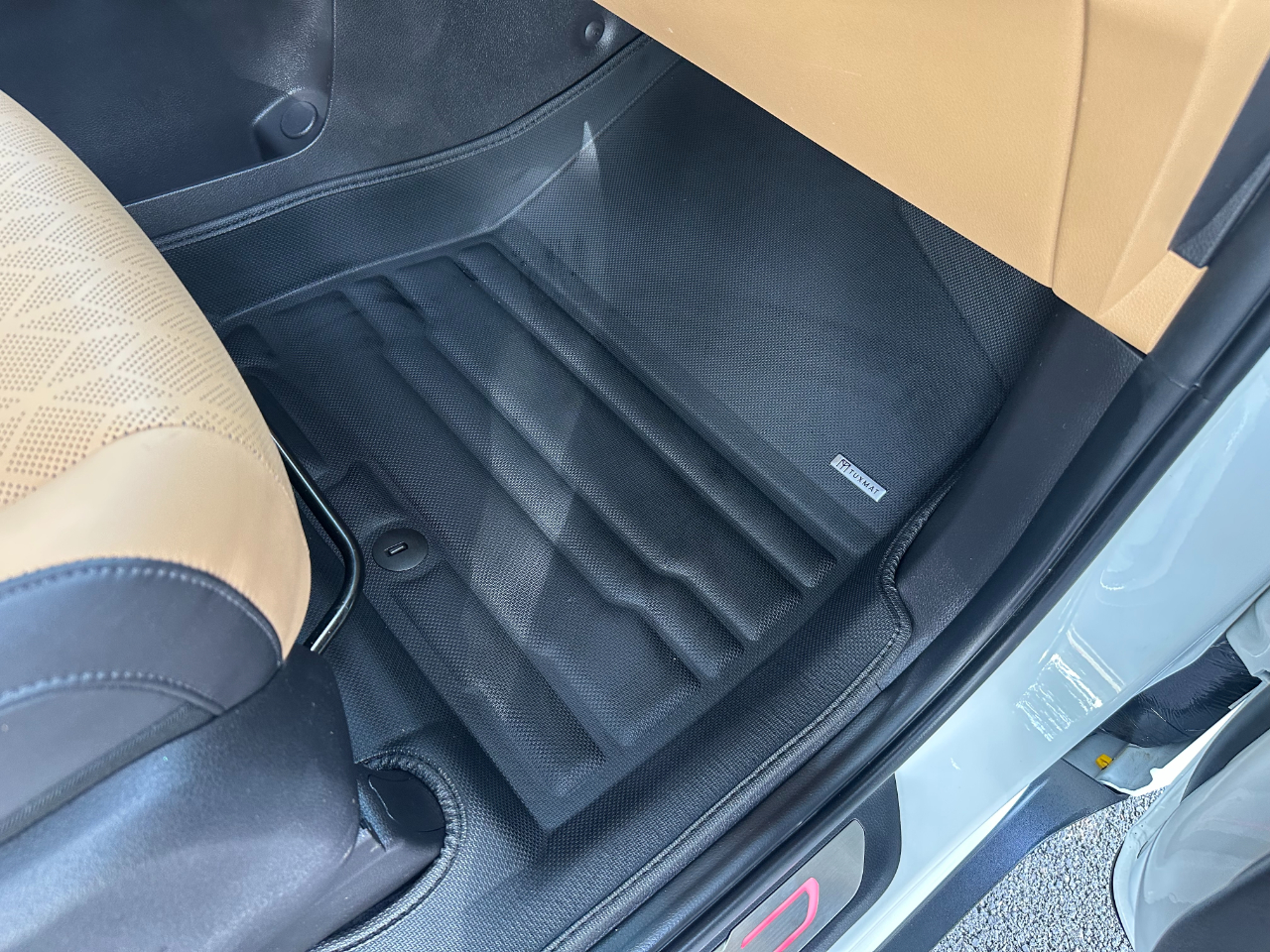 Kia Carnival EX FWD 2024