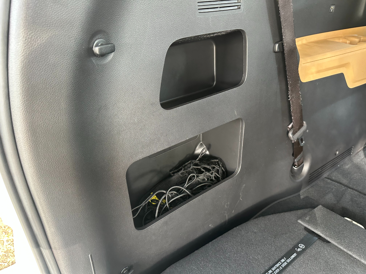 Kia Carnival EX FWD 2024