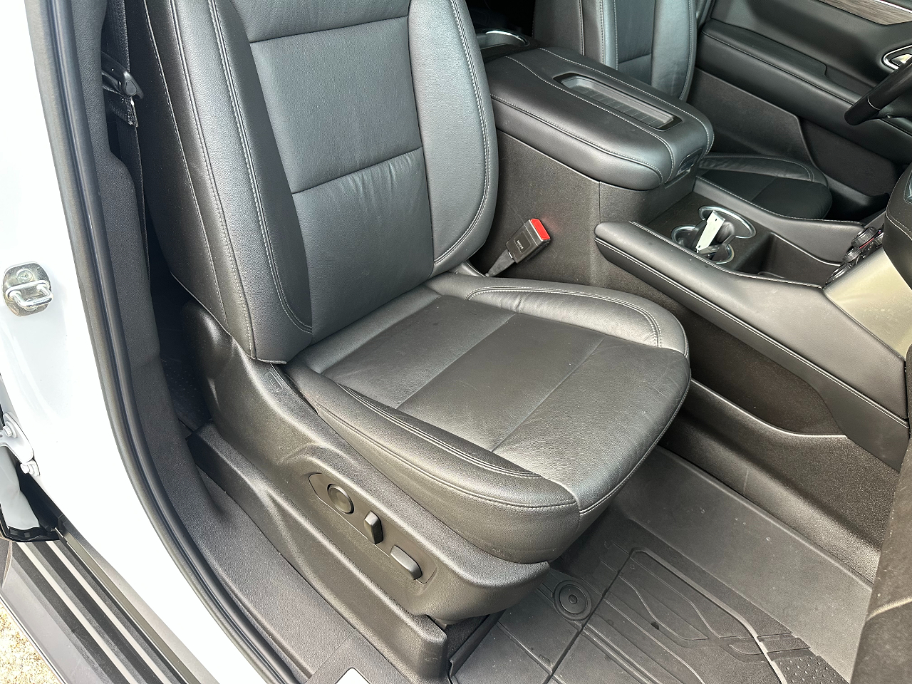 Chevrolet Tahoe 4WD 4dr LT 2021