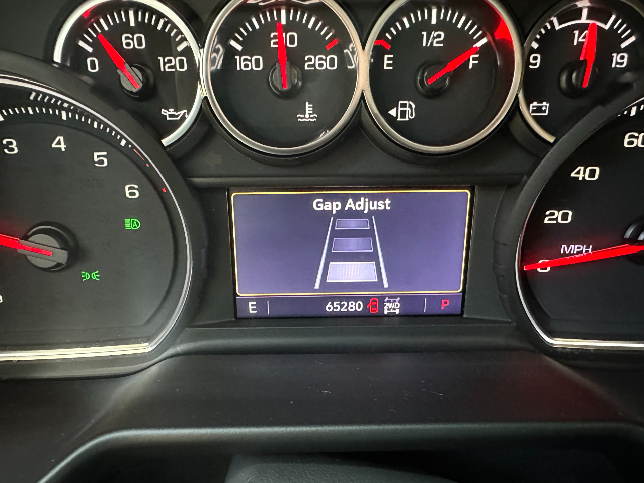 Chevrolet Tahoe 4WD 4dr LT 2021