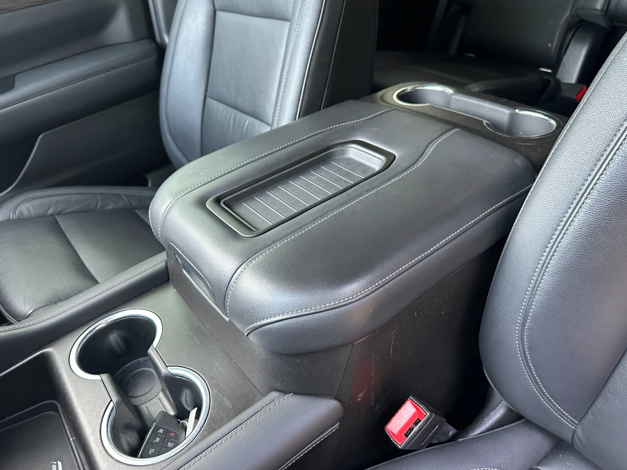 Chevrolet Tahoe 4WD 4dr LT 2021