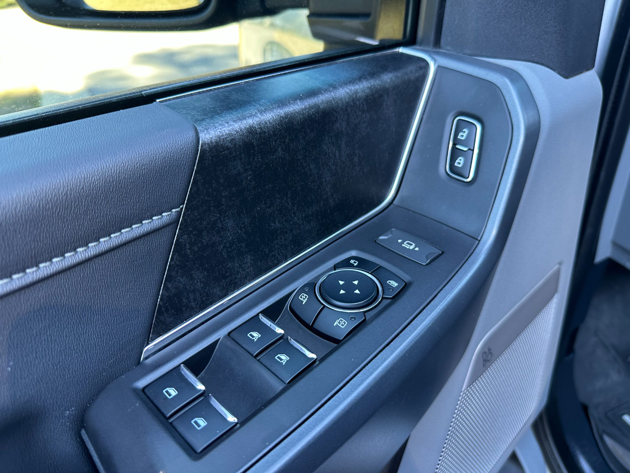 Ford Super Duty F-250 SRW XLT 4WD Crew Cab 6.75' Box 2023