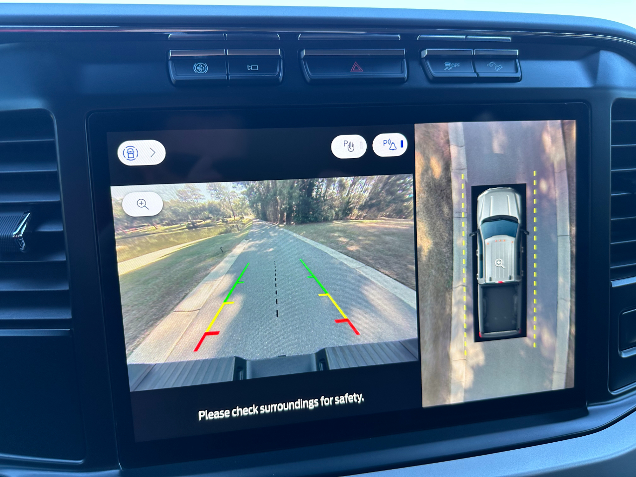 Ford Super Duty F-250 SRW XLT 4WD Crew Cab 6.75' Box 2023