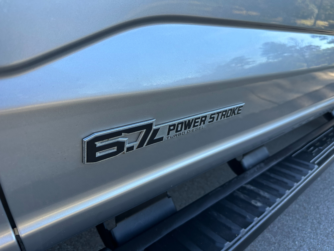 Ford Super Duty F-250 SRW XLT 4WD Crew Cab 6.75' Box 2023