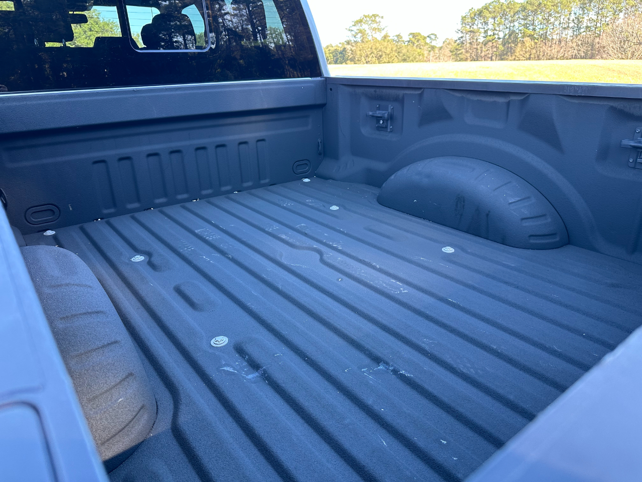 Ford Super Duty F-250 SRW XLT 4WD Crew Cab 6.75' Box 2023