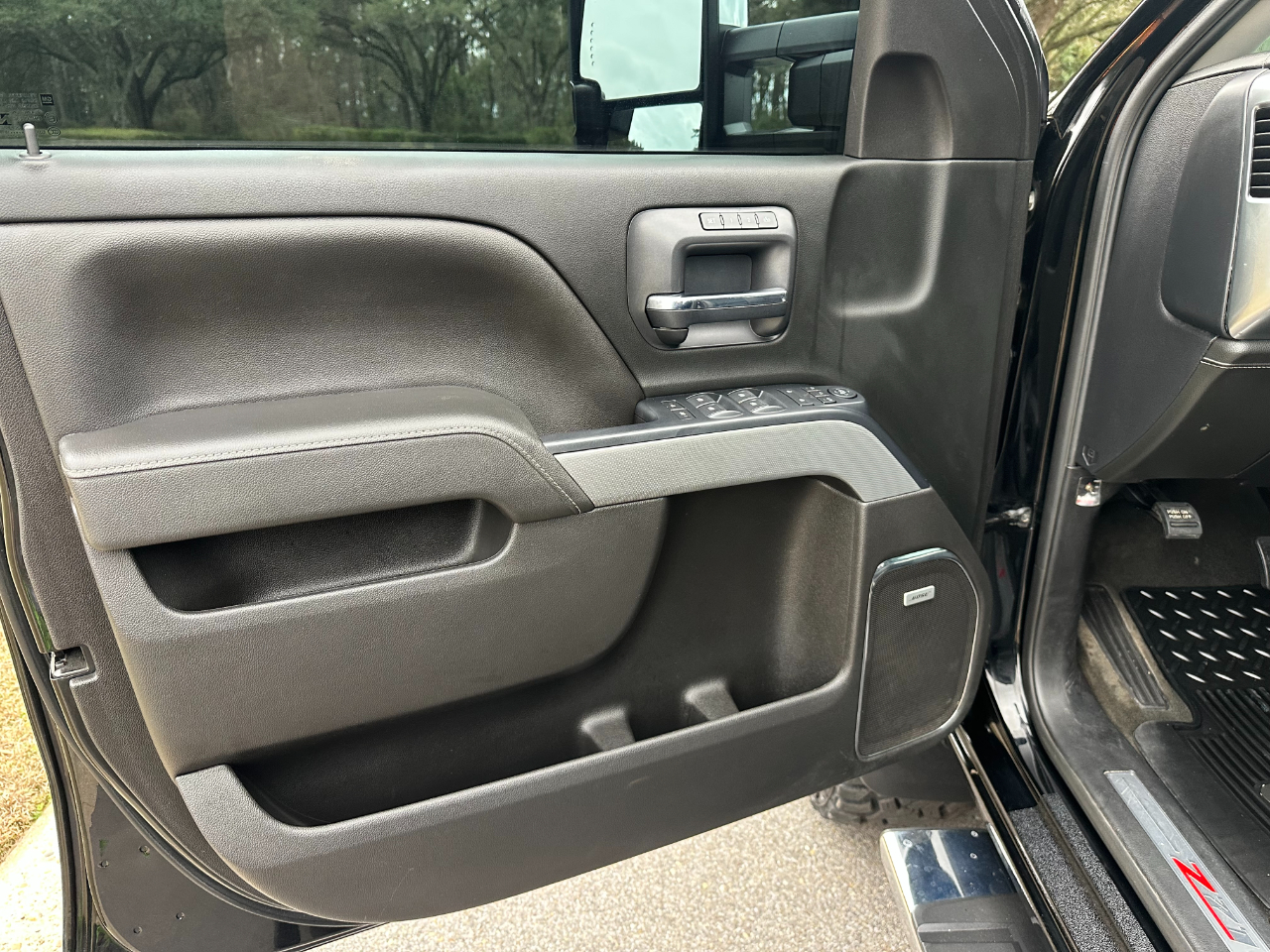 Chevrolet Silverado 2500HD 4WD Crew Cab 153.7" LTZ 2018