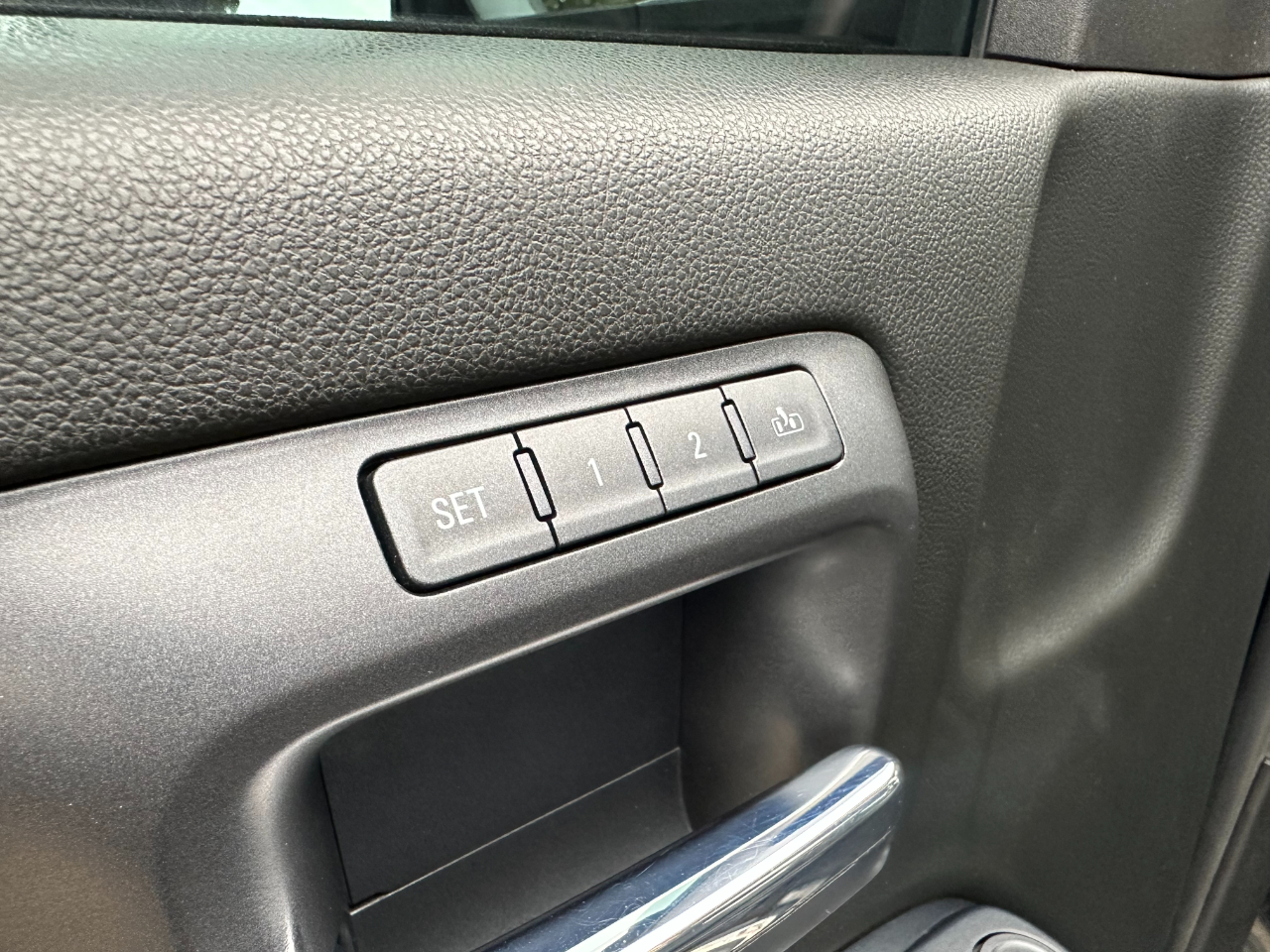 Chevrolet Silverado 2500HD 4WD Crew Cab 153.7" LTZ 2018