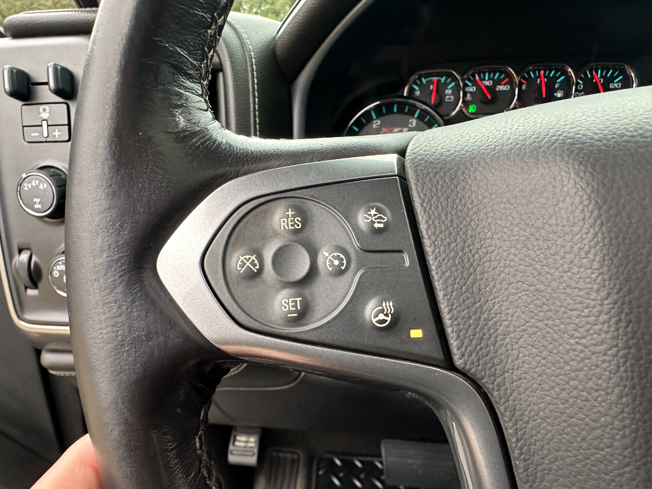 Chevrolet Silverado 2500HD 4WD Crew Cab 153.7" LTZ 2018