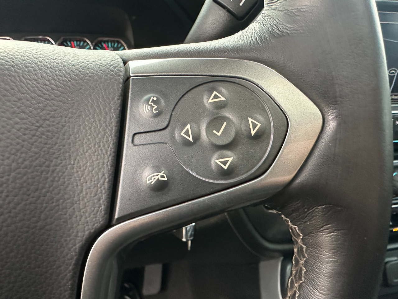 Chevrolet Silverado 2500HD 4WD Crew Cab 153.7" LTZ 2018