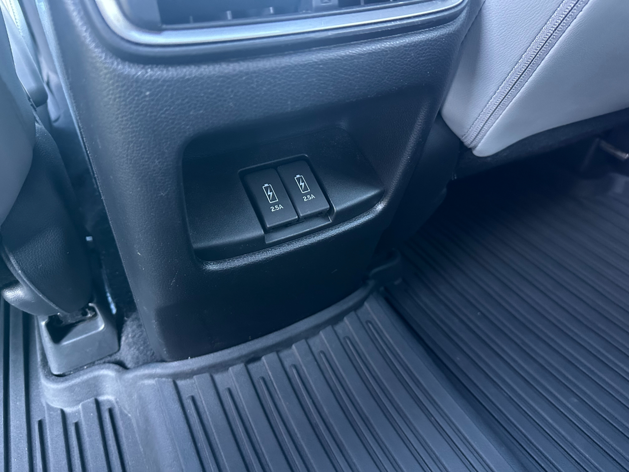 Honda CR-V Touring 2WD 2019