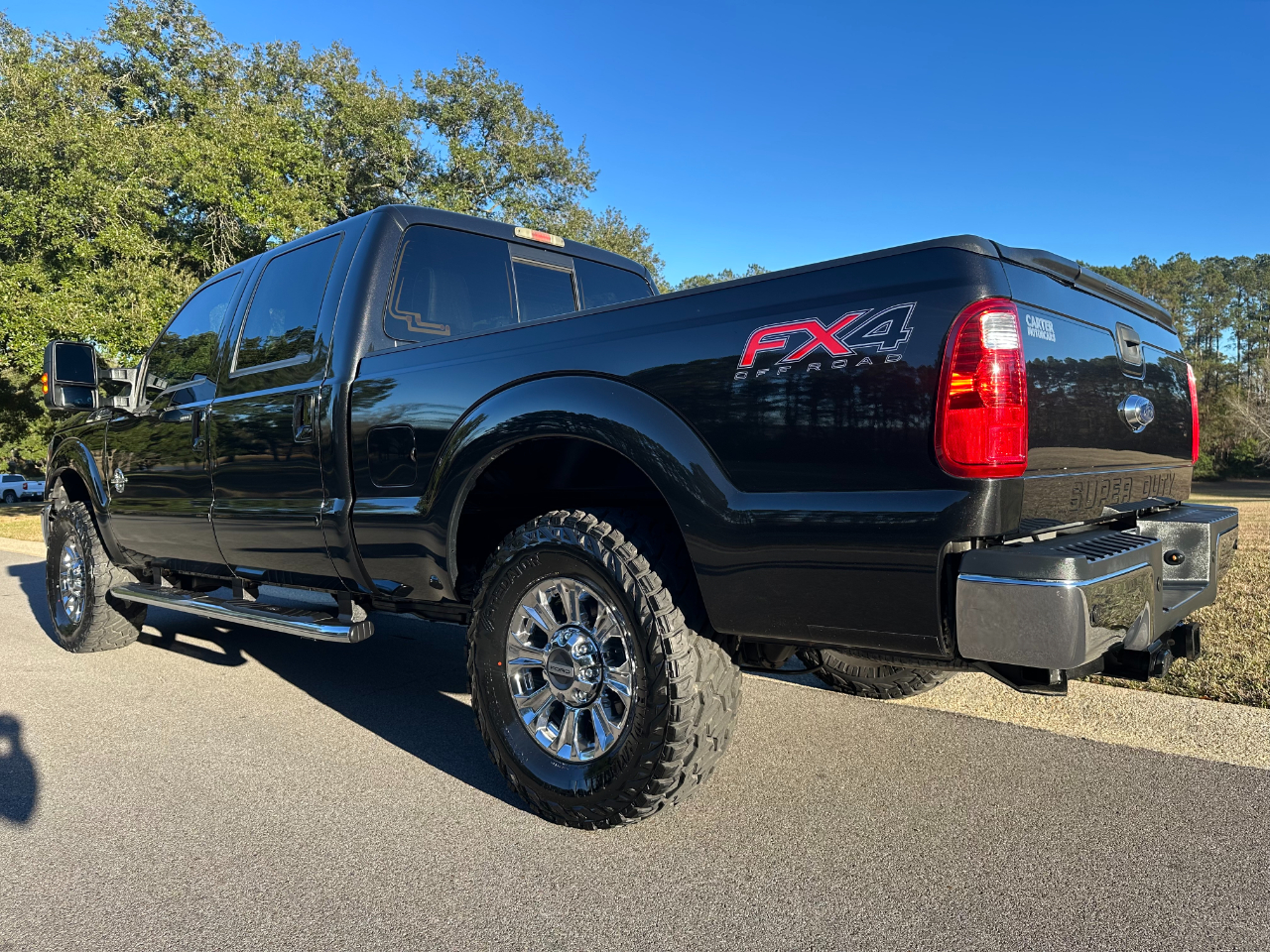 Ford Super Duty F-250 SRW 4WD Crew Cab 156" Lariat 2015