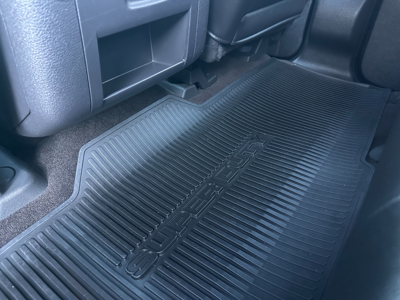 Ford Super Duty F-250 SRW 4WD Crew Cab 156" Lariat 2015