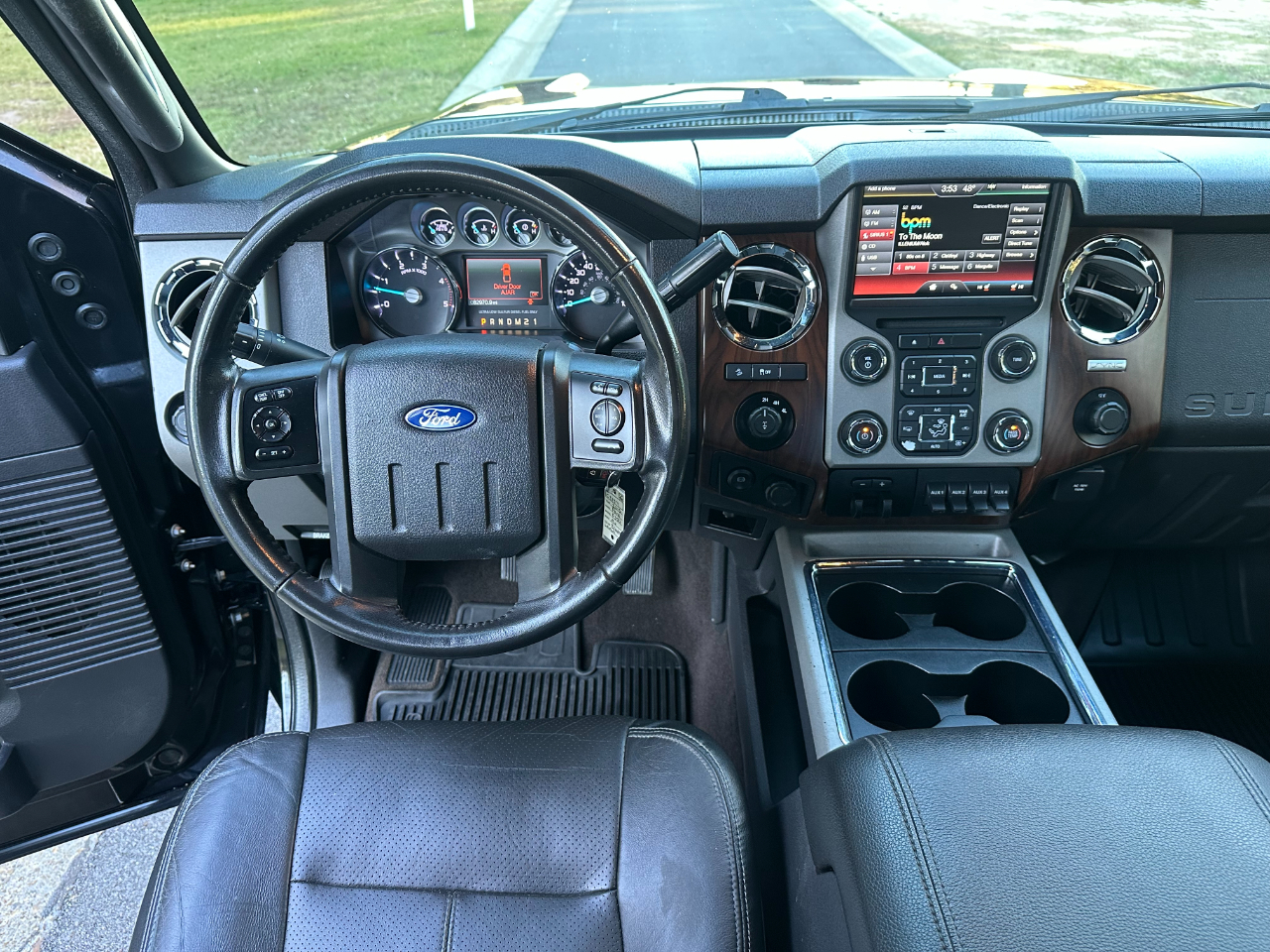 Ford Super Duty F-250 SRW 4WD Crew Cab 156" Lariat 2015