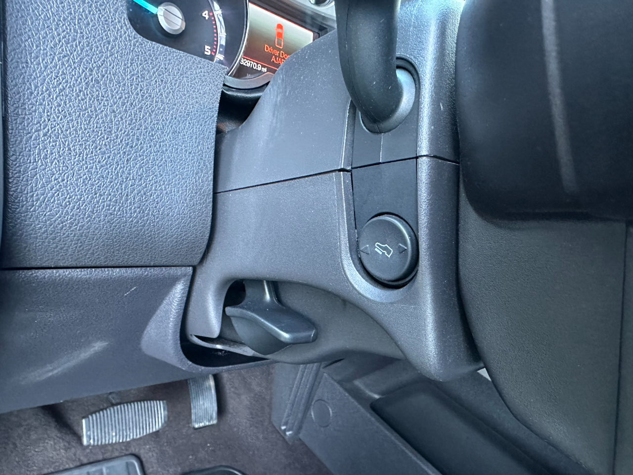 Ford Super Duty F-250 SRW 4WD Crew Cab 156" Lariat 2015