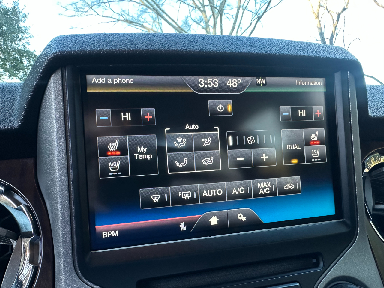 Ford Super Duty F-250 SRW 4WD Crew Cab 156" Lariat 2015