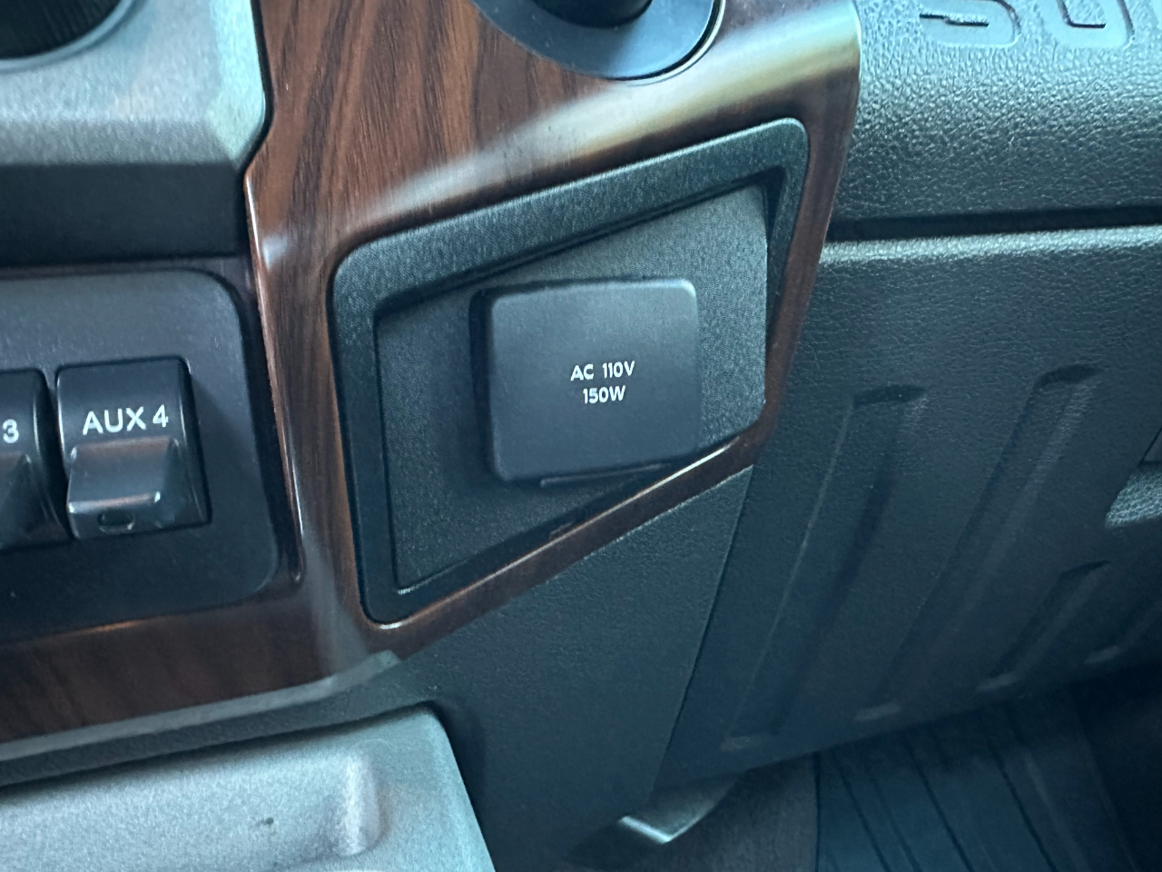 Ford Super Duty F-250 SRW 4WD Crew Cab 156" Lariat 2015