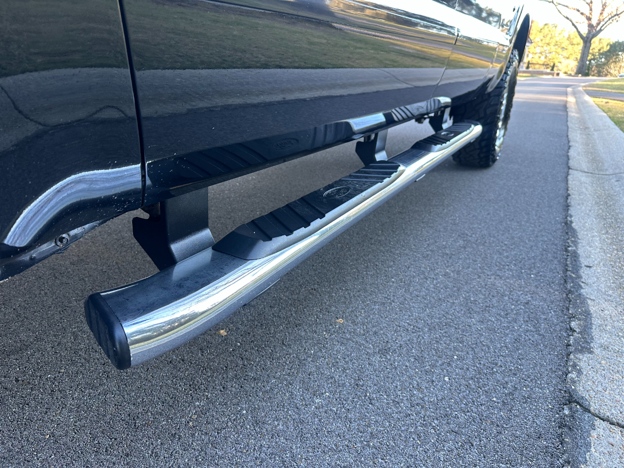 Ford Super Duty F-250 SRW 4WD Crew Cab 156" Lariat 2015