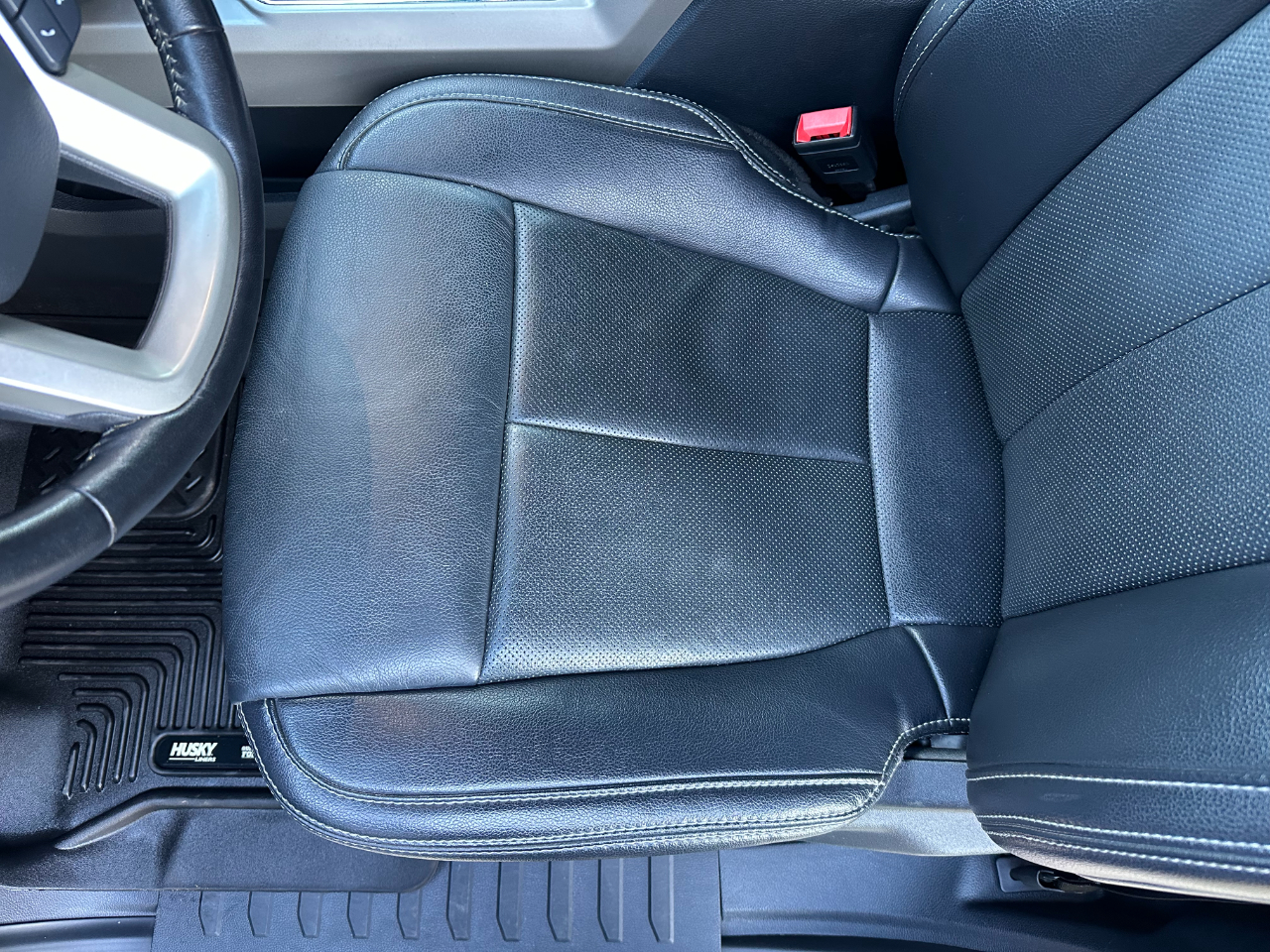 Ford Super Duty F-250 SRW Lariat 4WD Crew Cab 6.75' Box 2022