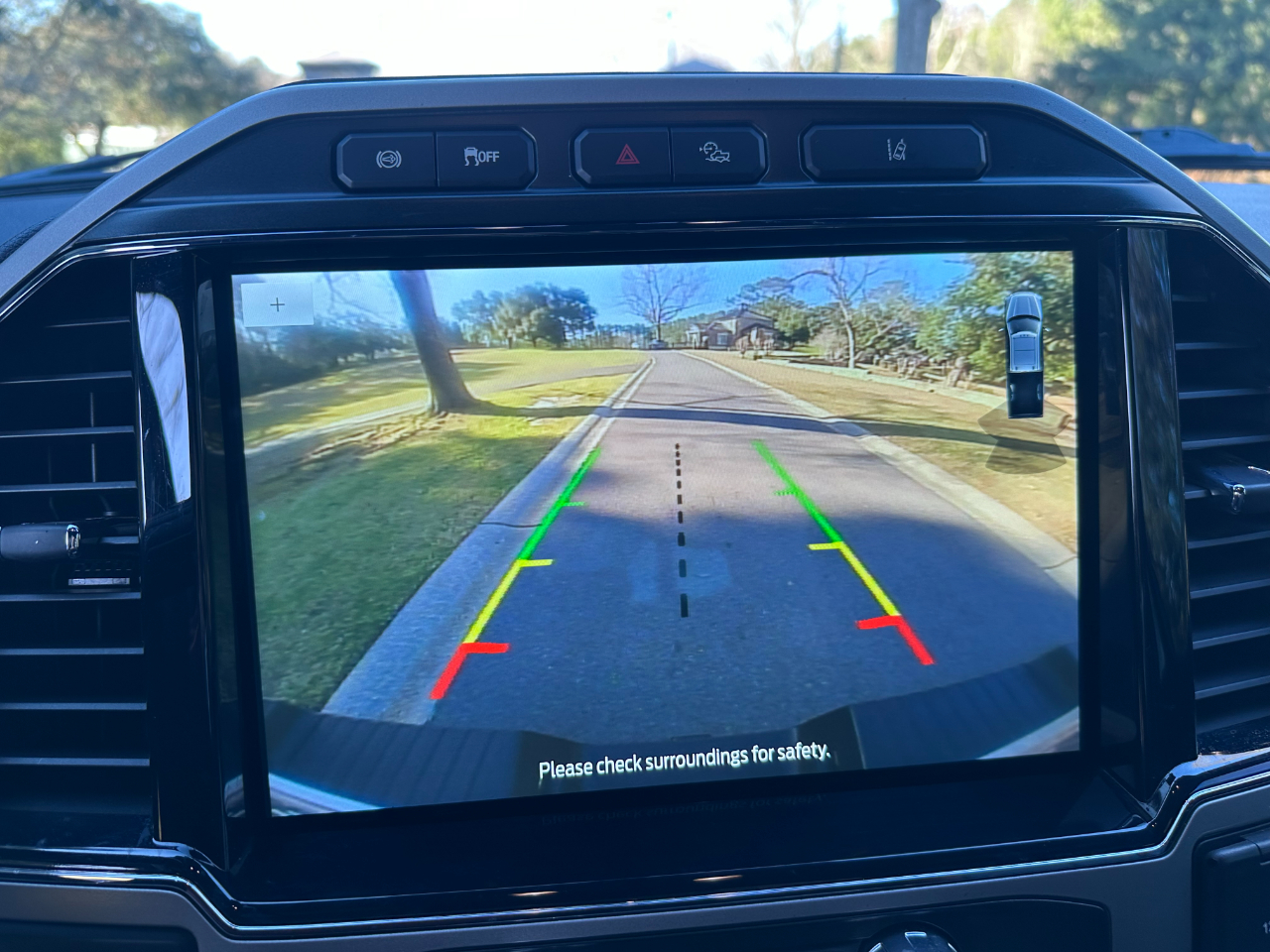 Ford Super Duty F-250 SRW Lariat 4WD Crew Cab 6.75' Box 2022