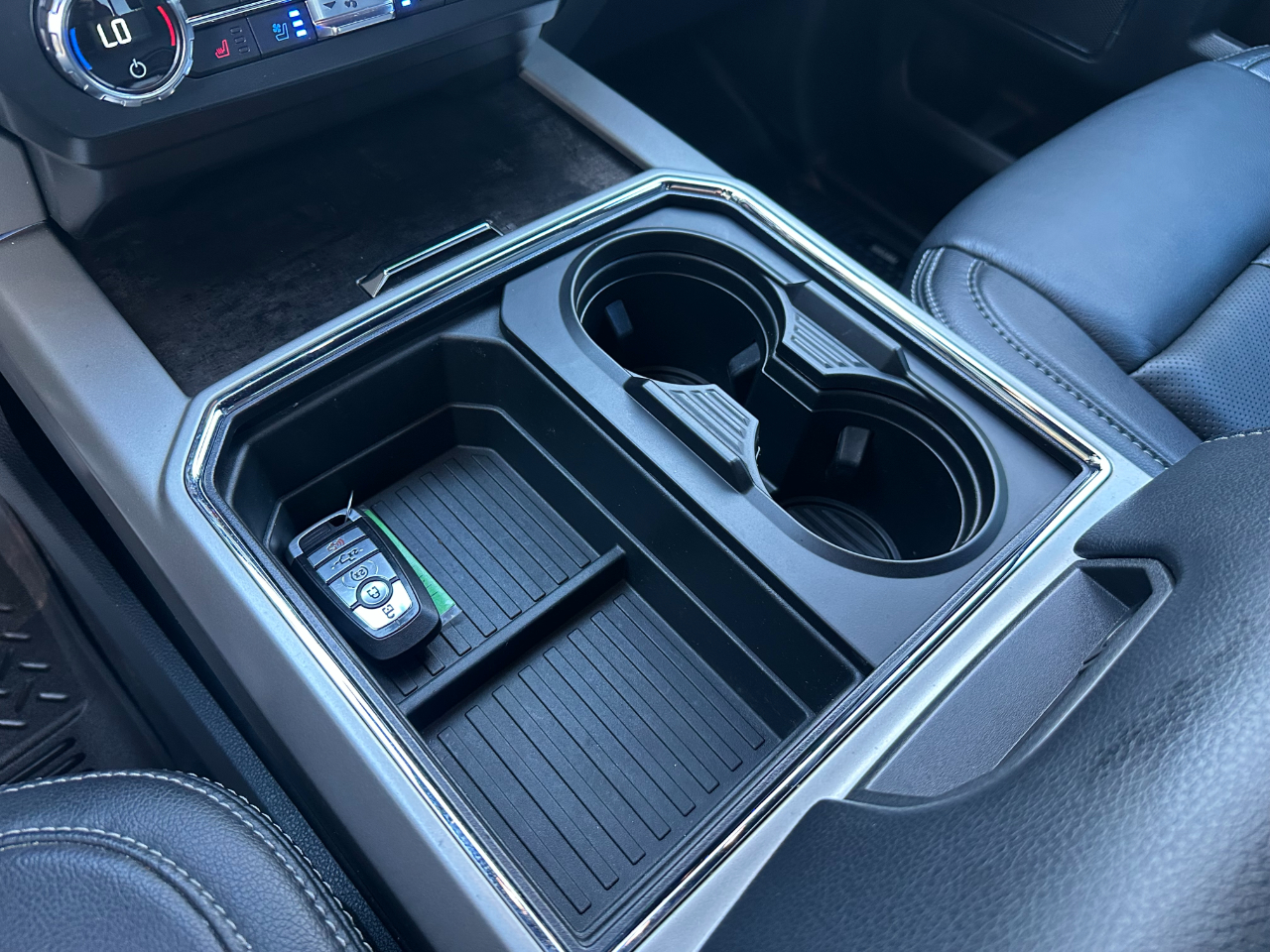 Ford Super Duty F-250 SRW Lariat 4WD Crew Cab 6.75' Box 2022