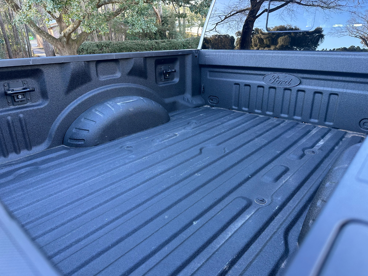 Ford Super Duty F-250 SRW Lariat 4WD Crew Cab 6.75' Box 2022